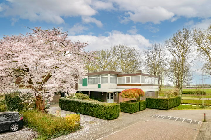 Hogerlustlaan 57 in Ouderkerk aan de Amstel