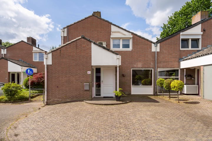 Hogerweide 63 in Weert foto