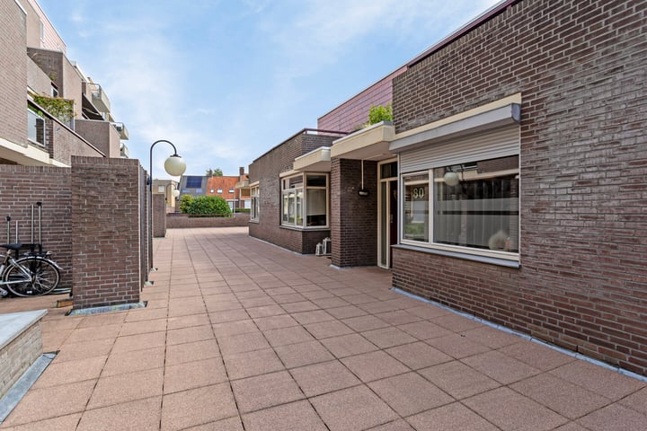 Hogestede 80 in Roosendaal foto