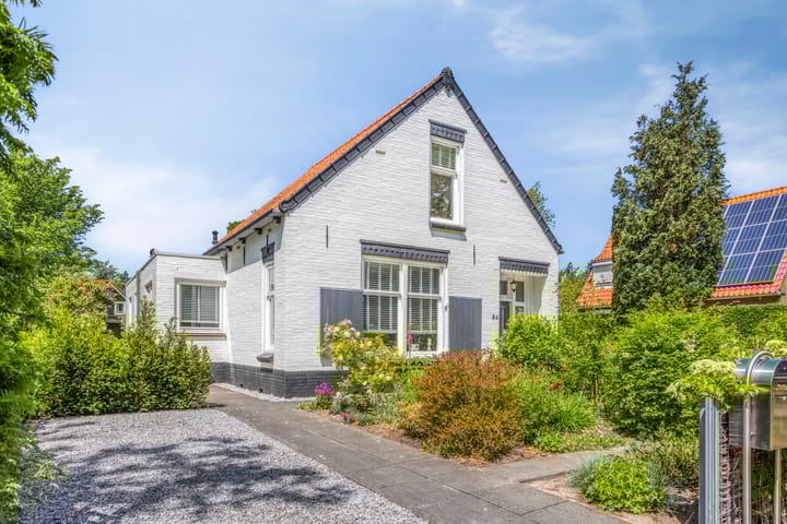 Hogeweg 64 in Burgh-Haamstede
