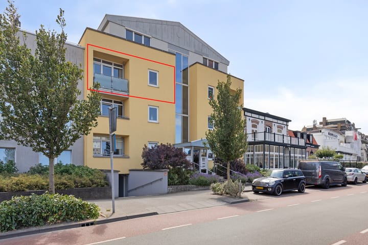 Hogeweg 76F-6 in Zandvoort foto
