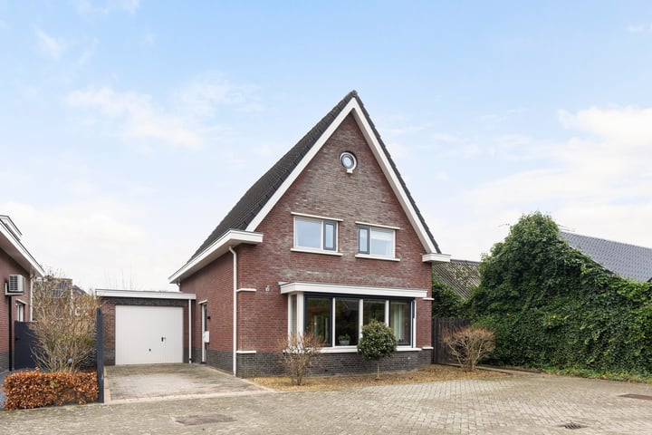 Hogeweg 8A in Apeldoorn foto