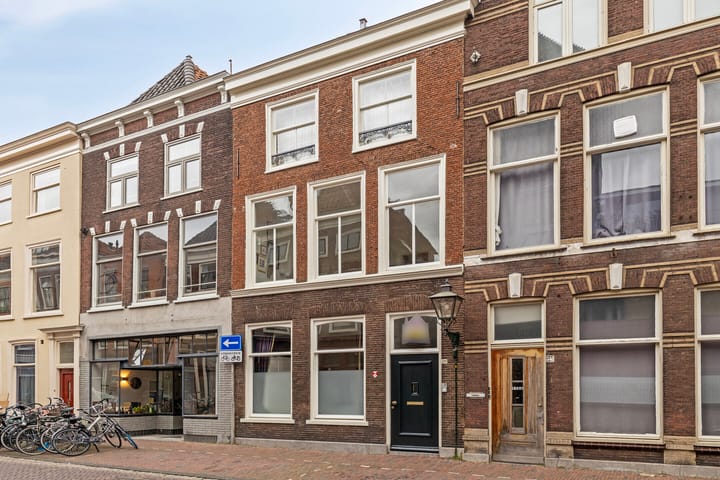 Hogewoerd 118B in Leiden