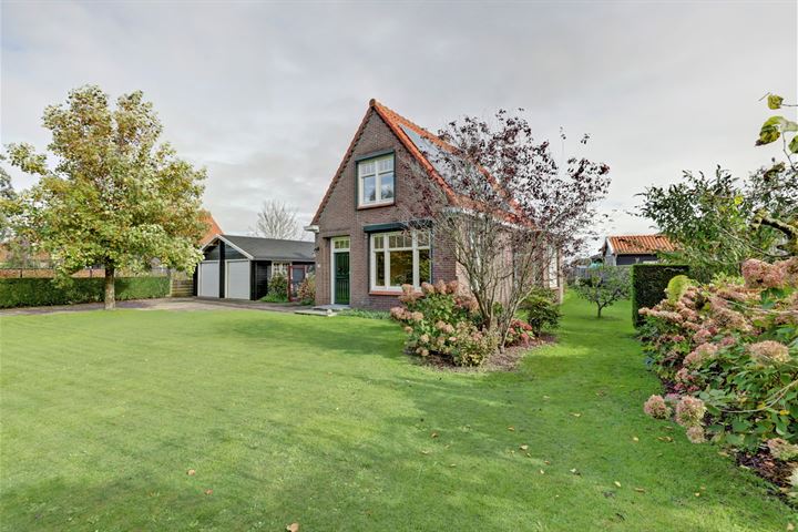 Hogezoom 46 in Burgh-Haamstede foto