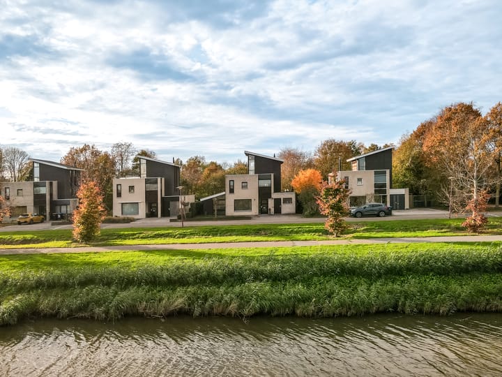Hollandse Hout 338 in Lelystad
