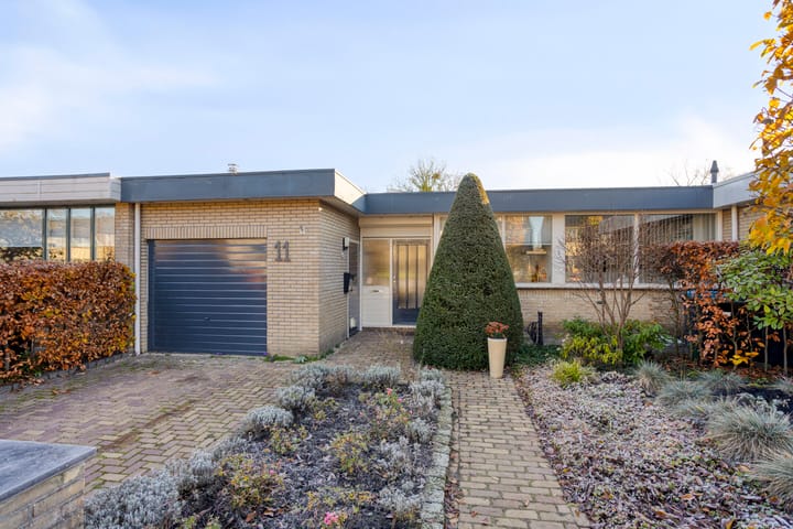 Holthuizenbrink 11 in Enschede