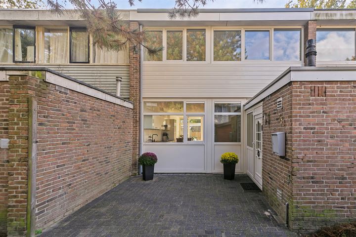 Holtlaan 251 in Emmen foto