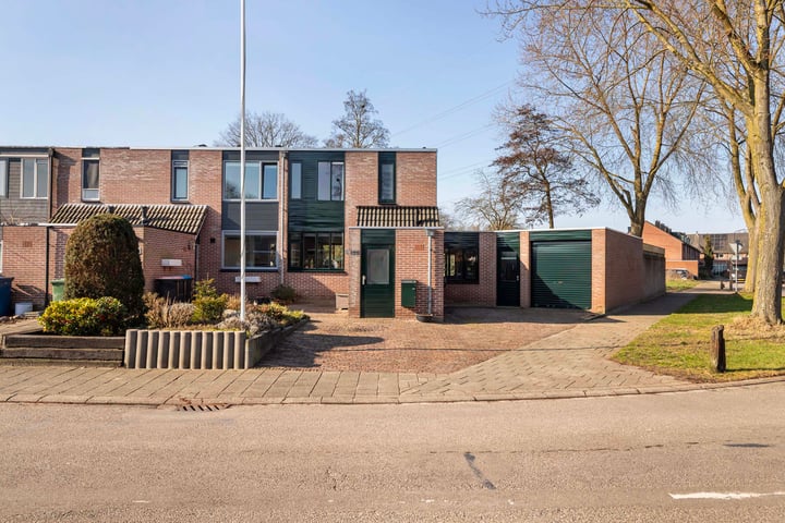 Holtrichtersveld 512 in Apeldoorn foto