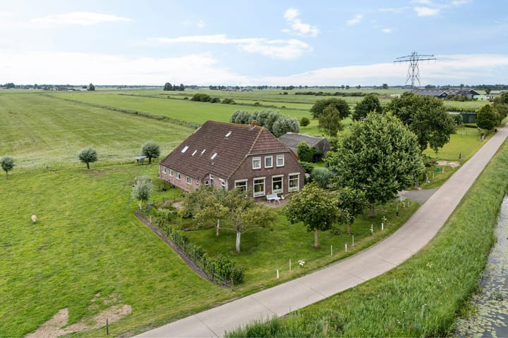 Holtrustweg 16 in Rouveen foto