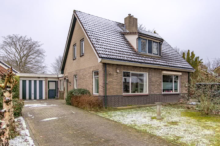 Holtstraat 15 in Emmen foto