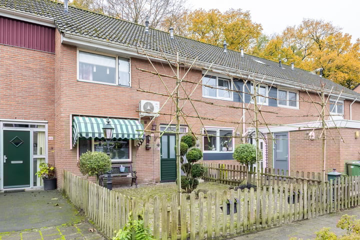 Holtwiklanden 44 in Enschede foto