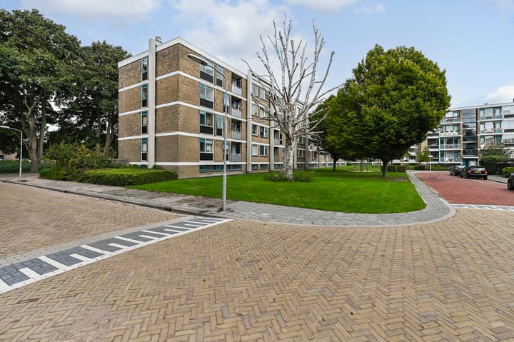 Holwerdalaan 120 in Voorburg foto