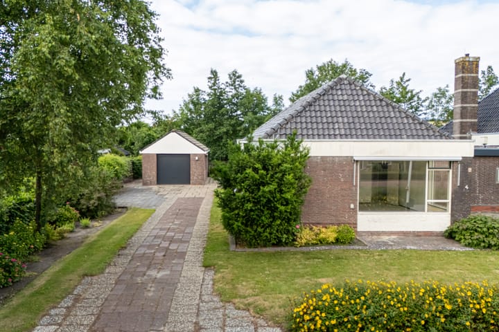 Holwerterdyk 4 in Ternaard