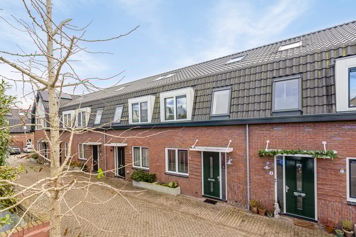 Hondemahof 6 in Krommenie foto