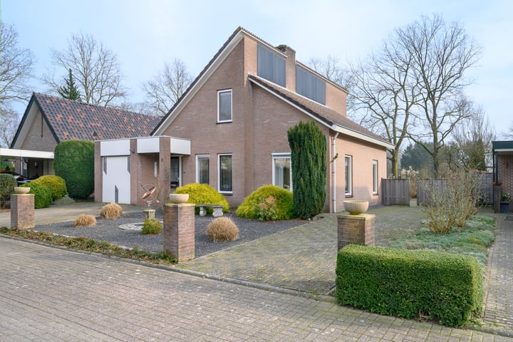 Honingraat 3 in Eerbeek foto