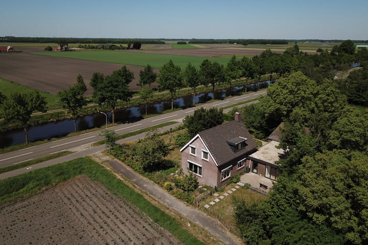 Hoofdkanaal OZ 116 in Emmer-Compascuum