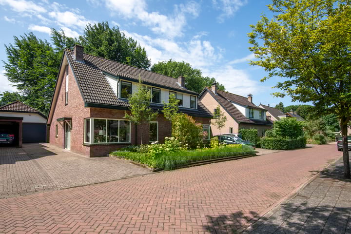 Hoofdlaan 20 in Putten