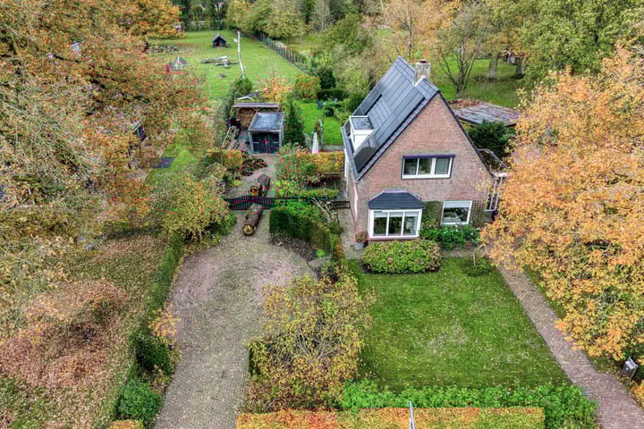 Hoofdstraat 10 in Zweeloo