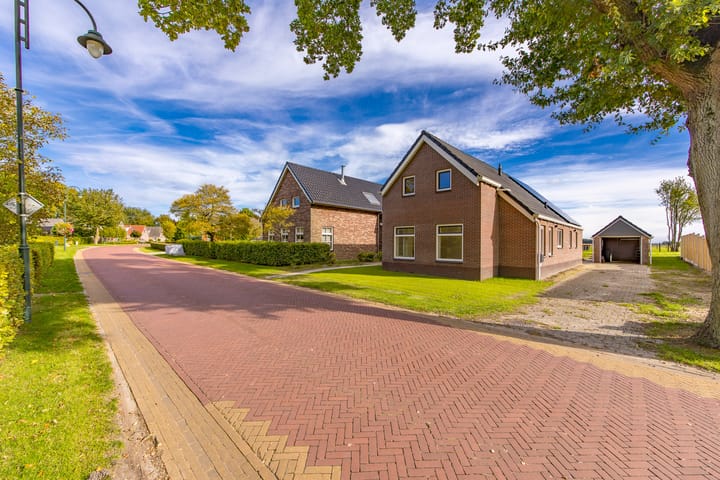 Hoofdstraat 10 in Buinen