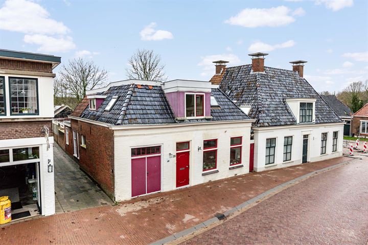 Hoofdstraat 25 in Ferwert foto