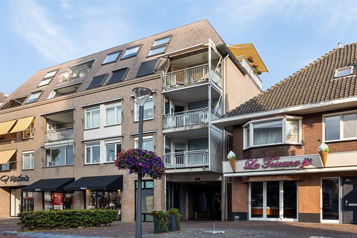 Hoofdstraat 46A in Best foto