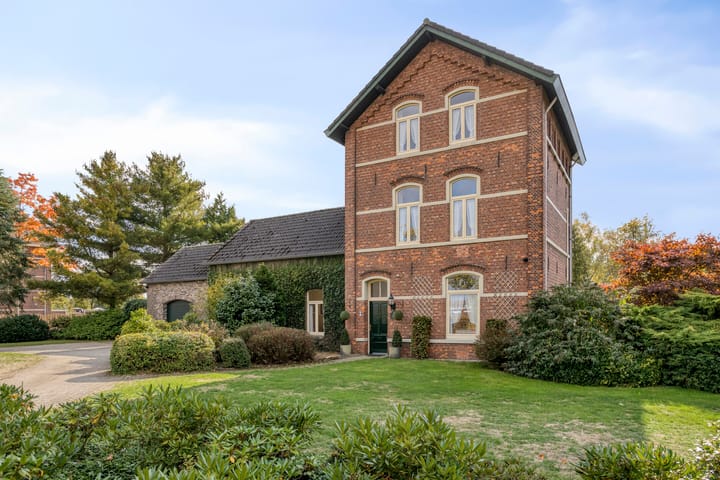 Hoofdstraat 65 in Budel-Dorplein foto