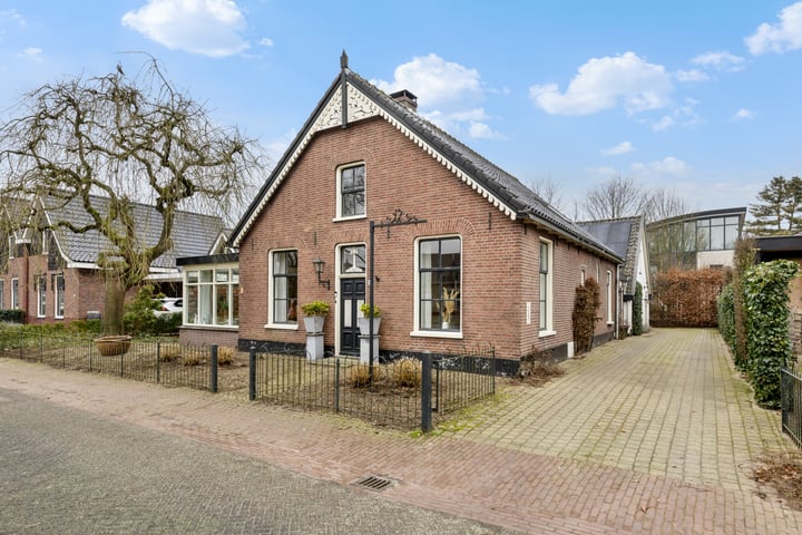 Hoofdstraat 85 in Voorthuizen foto