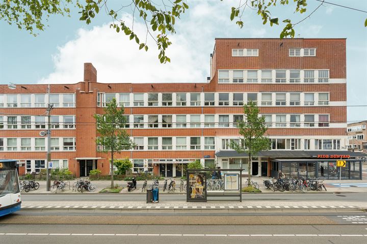 Hoofdweg 142-3 in Amsterdam foto
