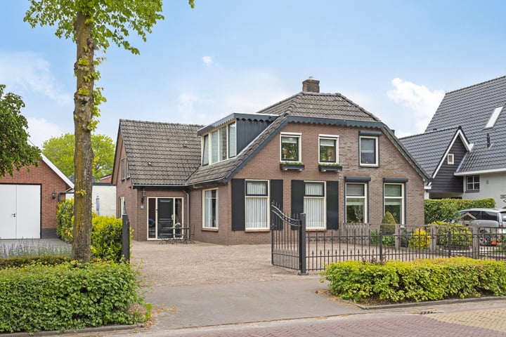 Hoofdweg 162 in Ederveen foto