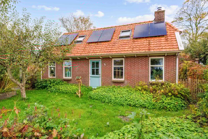 Hoofdweg 17 in Zuurdijk foto