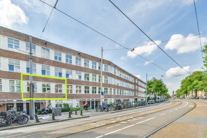 Hoofdweg 187-1 in Amsterdam foto