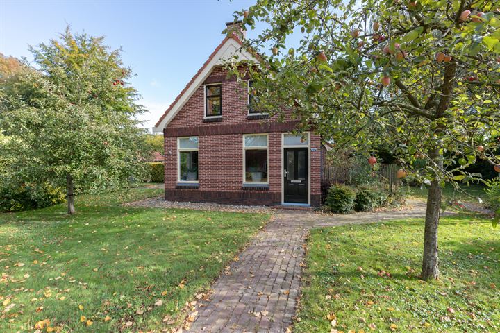Hoofdweg 205 in Westerlee foto