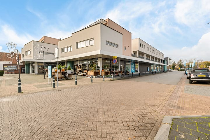 Hoofdweg 206b in Paterswolde