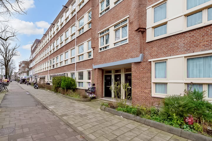Hoofdweg 216-3 in Amsterdam foto