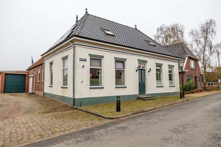 Hoofdweg 23 in Godlinze foto