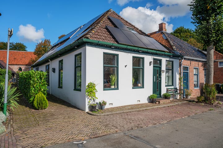 Hoofdweg 24 in Godlinze foto