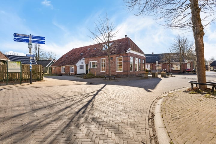 Hoofdweg 37a in Wedde foto