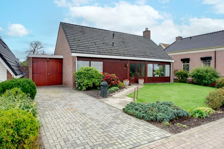 Hoofdweg 64 in Midwolda
