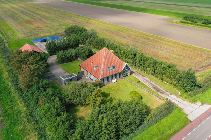 Hoofdweg 65 in De Cocksdorp foto
