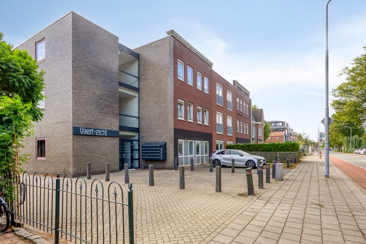 Hoofdweg 676J in Hoofddorp