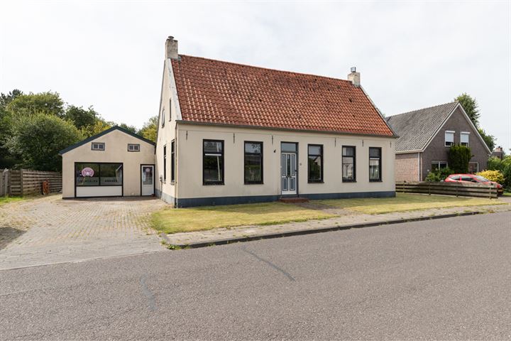 Hoofdweg 69 in Finsterwolde foto