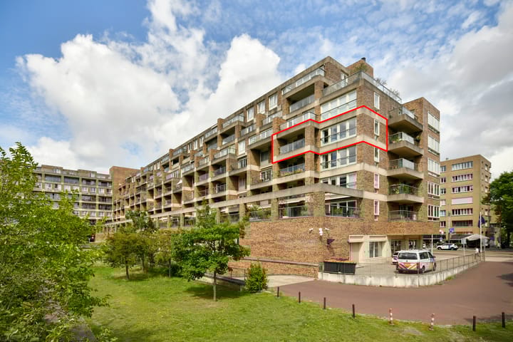 Hoofdweg 813 in Amsterdam foto