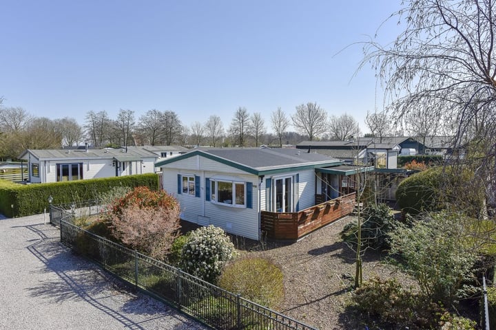 Hoofdweg 98R-158 in Mijdrecht foto