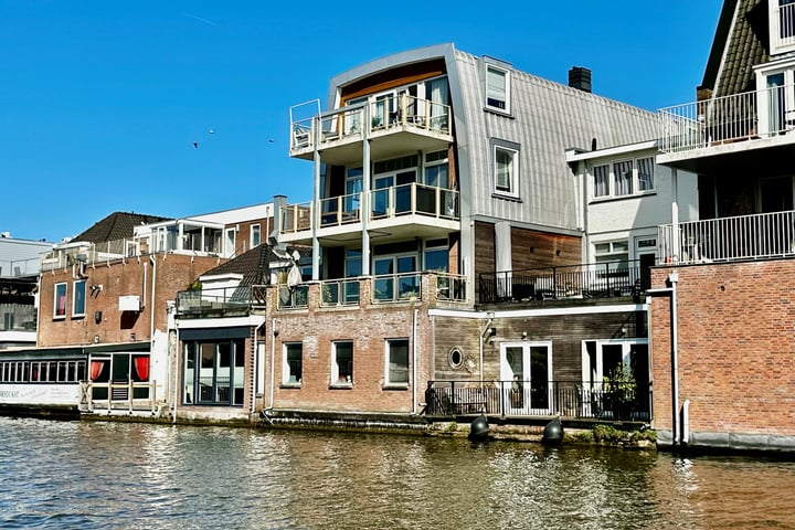Hooftstraat 75A in Alphen aan den Rijn foto