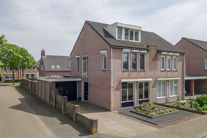 Hooge Braak 44 in Bakel foto