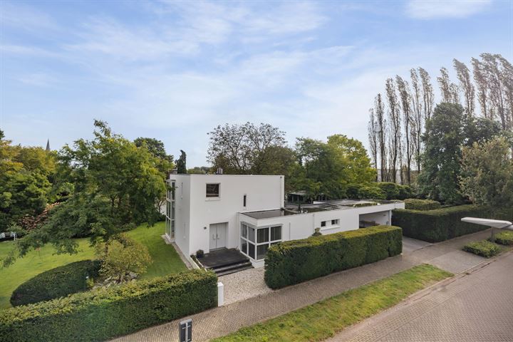 Hoogemierdseweg 15 in Lage Mierde foto