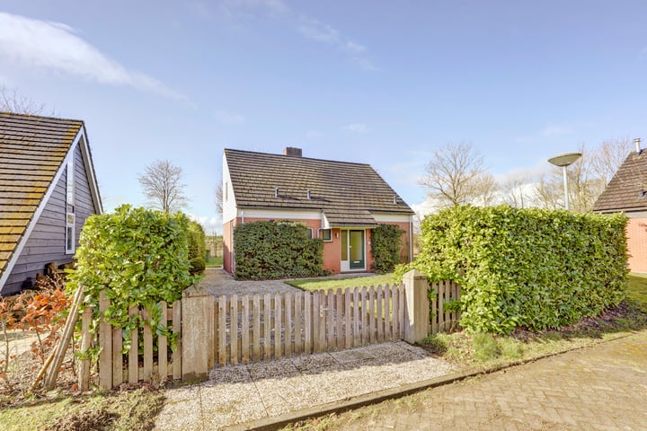 Hoogerwerfsweg "De elf Boompjes" 43 in Bruinisse foto