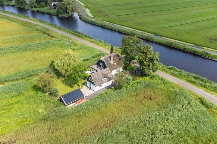 Hoogeweg 25 in Ossenzijl foto
