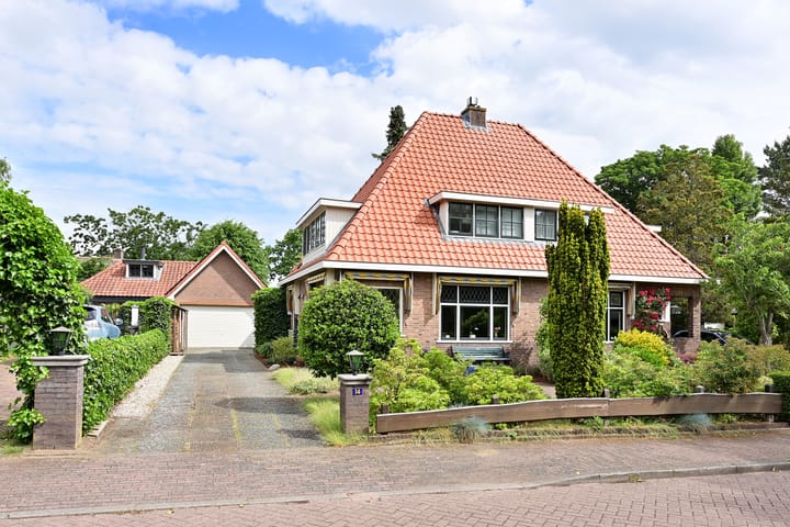 Hooghuizenweg 14 in Huizen foto