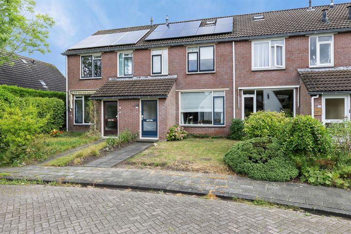 Hooglanden 10 in Zuidhorn foto